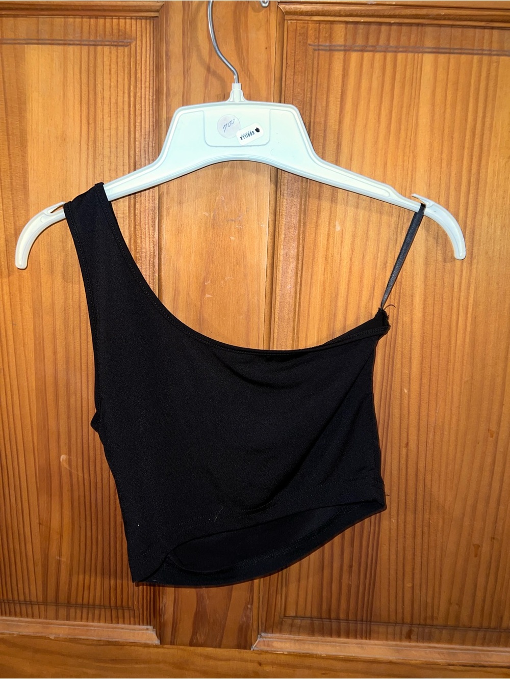 SHEIN Black Asymmetric One-Shoulder Crop Top